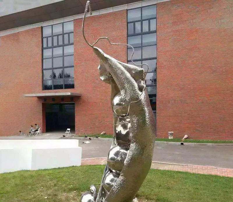 不锈钢豆角雕塑图片