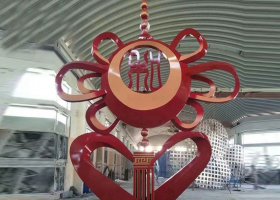 不锈钢和字中国结雕塑