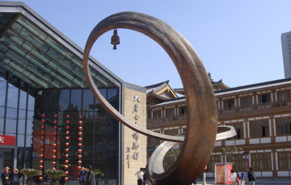 不锈钢丝绸之路景观雕塑图片