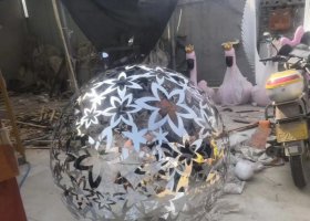 不锈钢五星镂空球雕塑