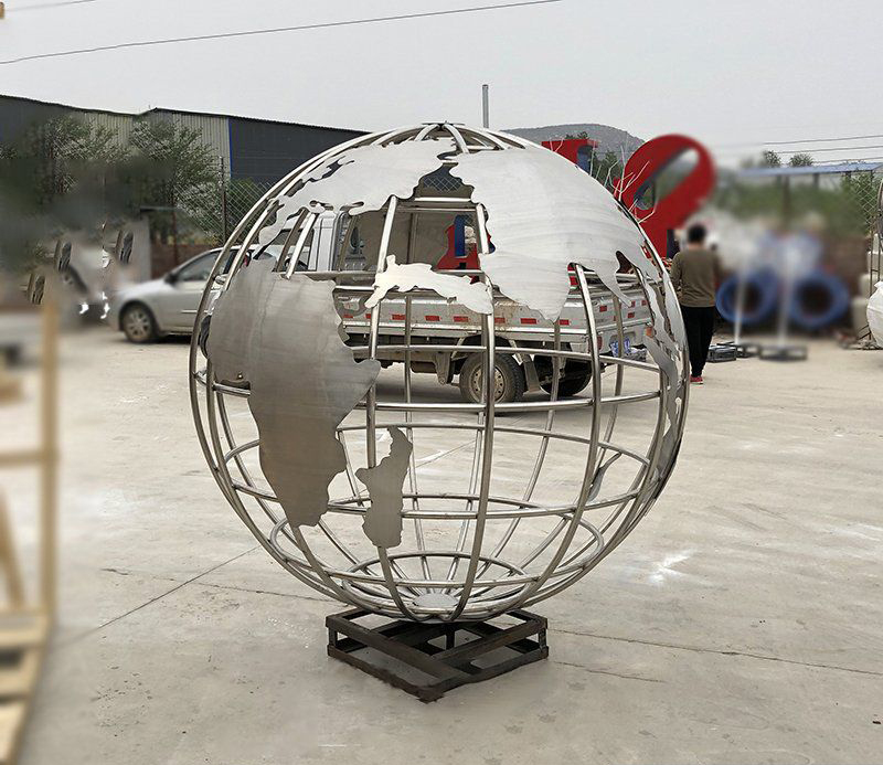不锈钢校园镂空地球雕塑图片