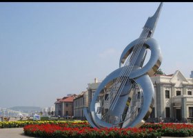 公园不锈钢抽象大提琴雕塑