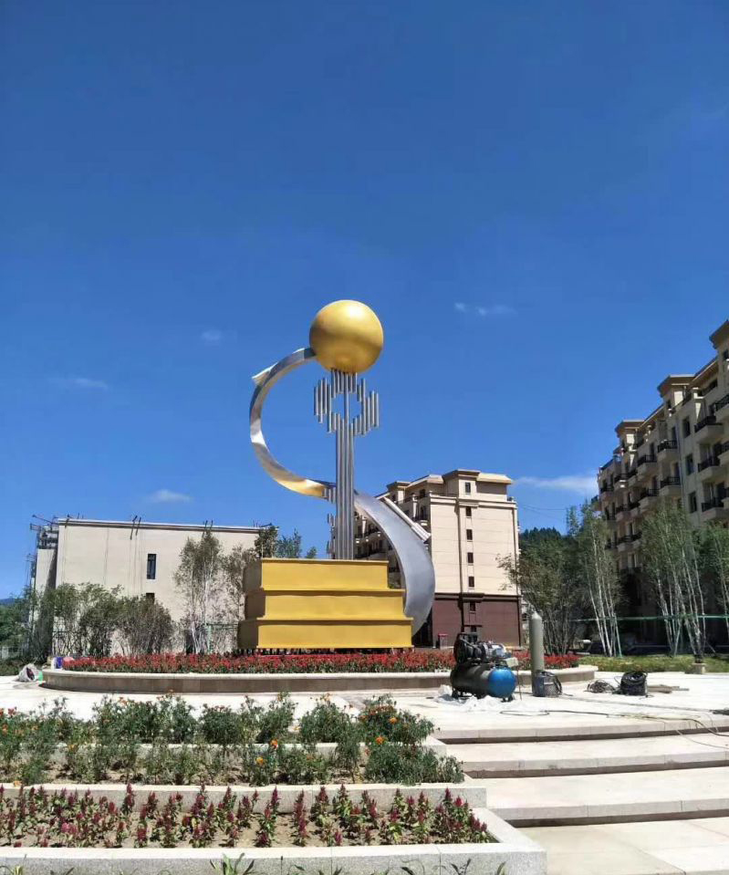 不锈钢成功钥匙雕塑图片