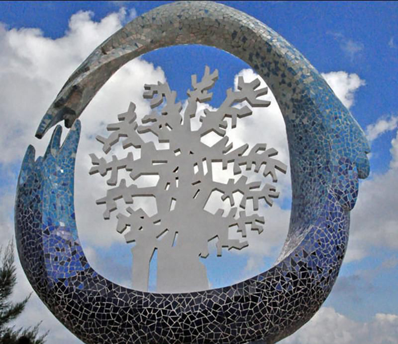 不锈钢雪花雕塑图片