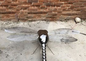 仿真镜面蜻蜓不锈钢雕塑