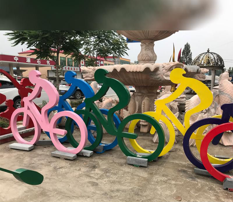 公园不锈钢骑车运动雕塑图片