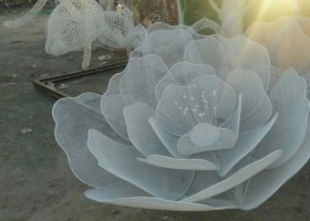 不锈钢花朵雕塑