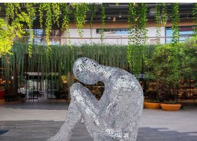 不锈钢户外人物镜面摆件