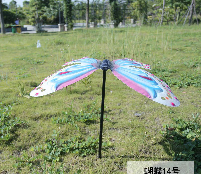 不锈钢彩色蝴蝶雕塑图片