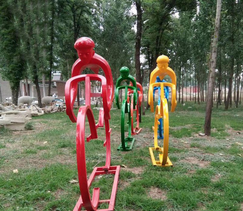 不锈钢抽象骑单车人物公园景观摆件 图片