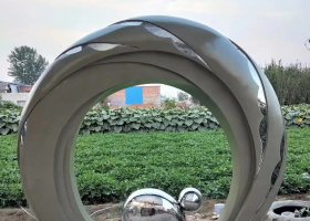 抽象圆环不锈钢雕塑