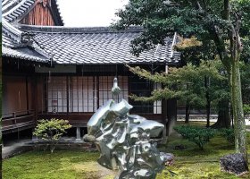不锈钢庭院抽象太湖石雕塑